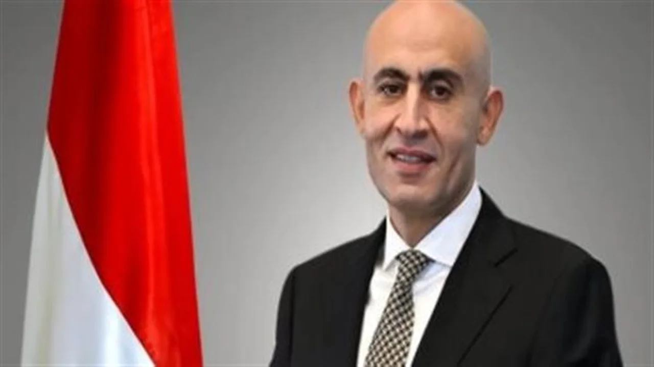 تحول جذري.. وزير التعليم يوجه بتطبيق مفاهيم الاقتصاد عمليًا داخل المدارس